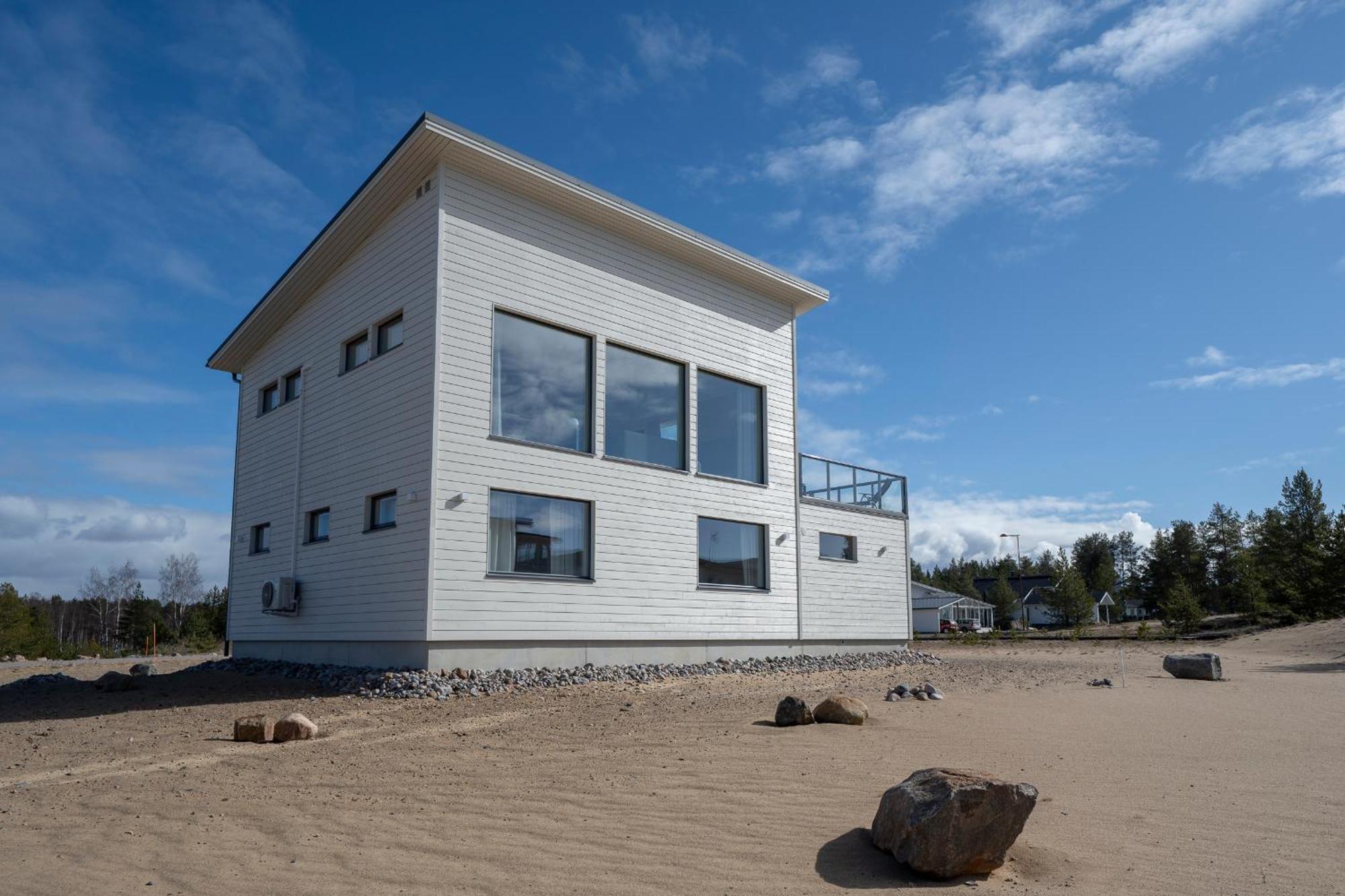 Villa Seaside By Paradise - Uusi Korkeatasoinen Huvila Hiekkasaerkaet Kalajoki